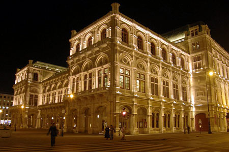 Vienna_Opera_2.jpg