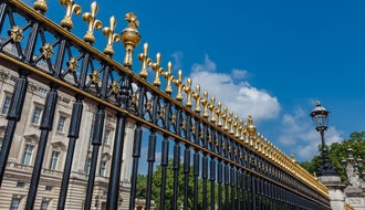 伦敦白金汉宫免排队门票+皇家徒步游（含英式下午茶）
